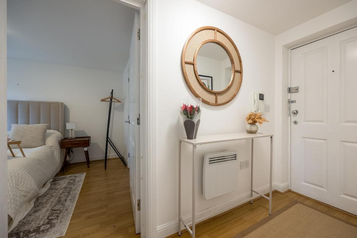 Modern Flat, Oxford City Centre Εξωτερικό φωτογραφία
